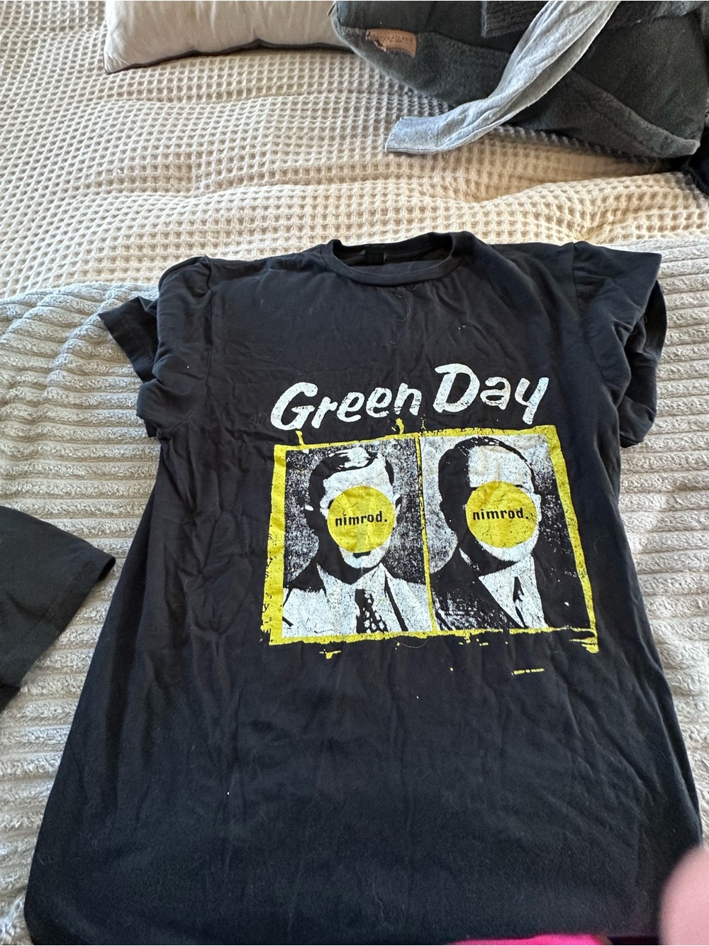 ALL TEES 5 FOR $20 - Green Day ‘Nimrod' Graphic Tee